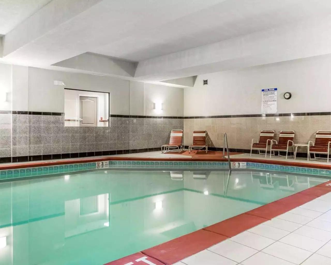 Comfort Suites Morrow- Atlanta South Екстер'єр фото